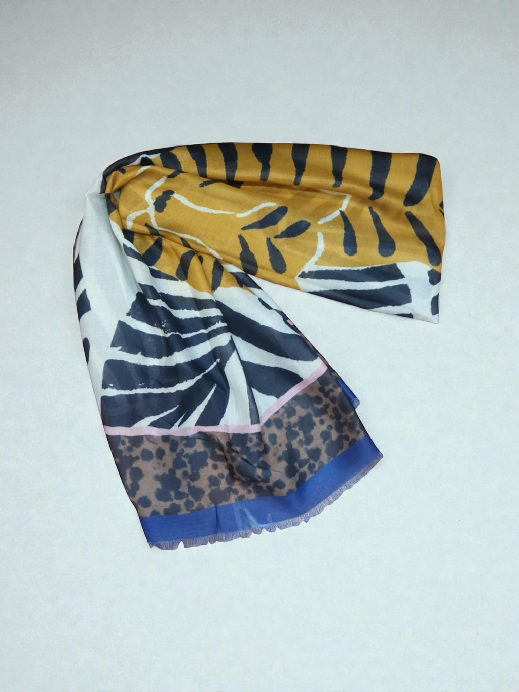 Μαντήλι παρεό viscose κίτρινο μπλε τίγρης
