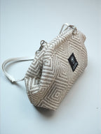 Thalia / Medium diamond beige