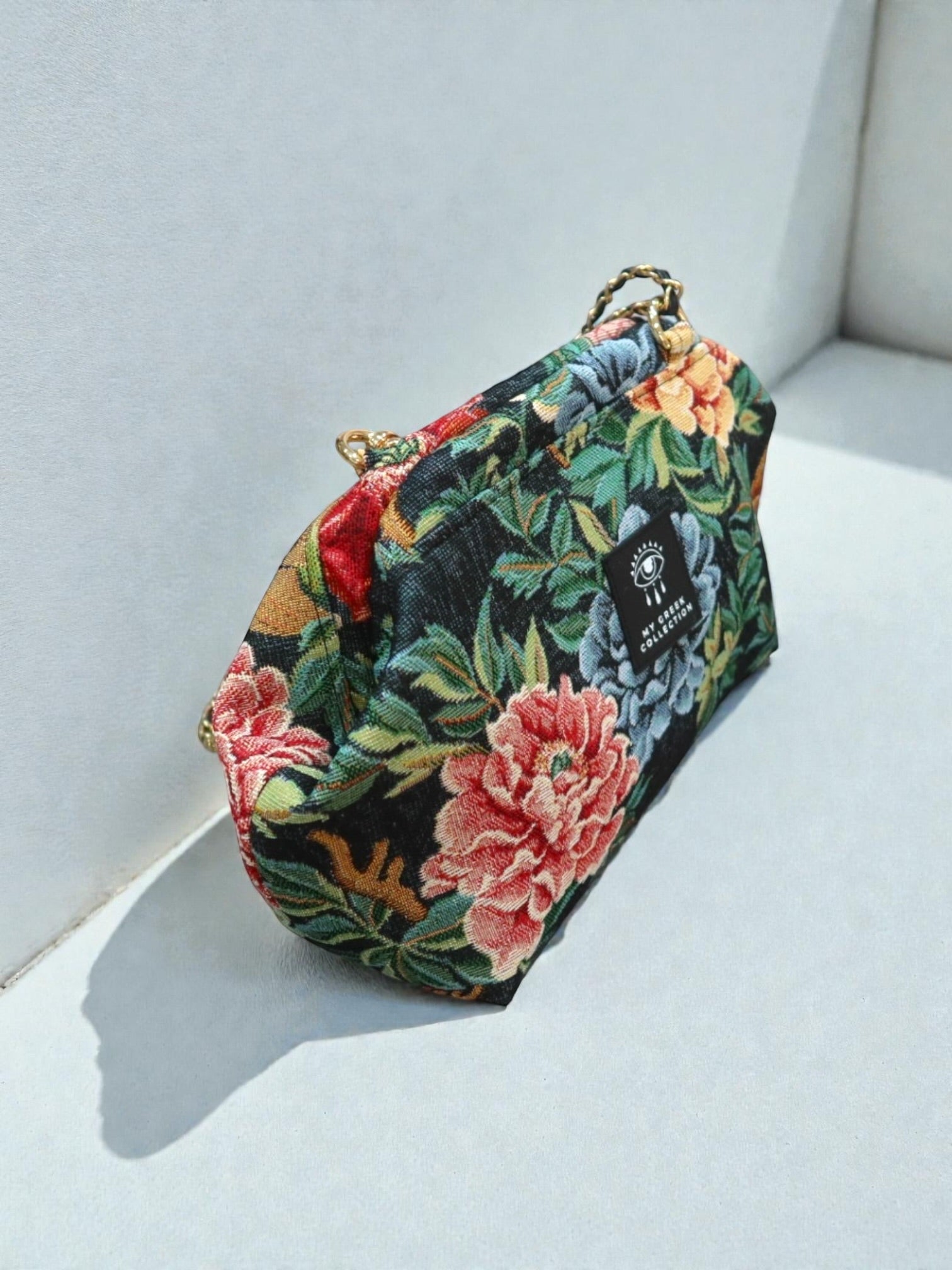 Thalia / Medium frame bag Green flowers