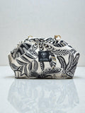 Thalia / Medium frame bag black and white leaves