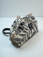 Thalia / Medium frame bag black and white leaves