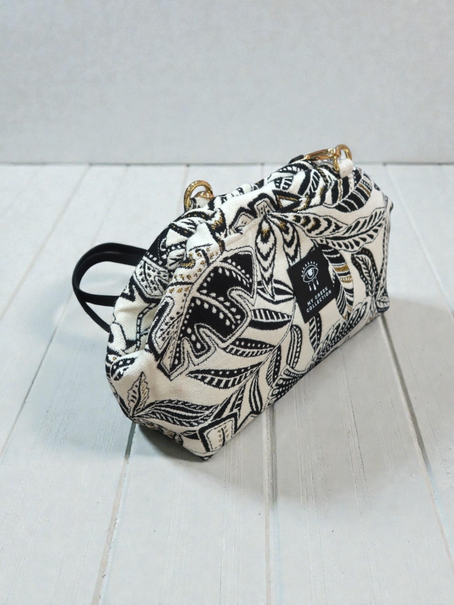 Thalia / Medium frame bag black and white leaves