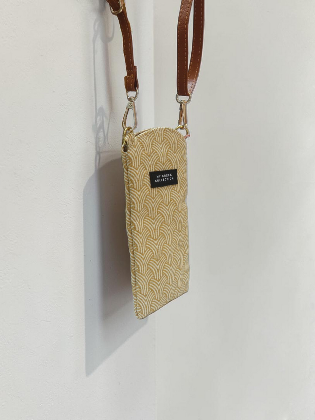 Hydra / Crossbody Mobile Phone Bag